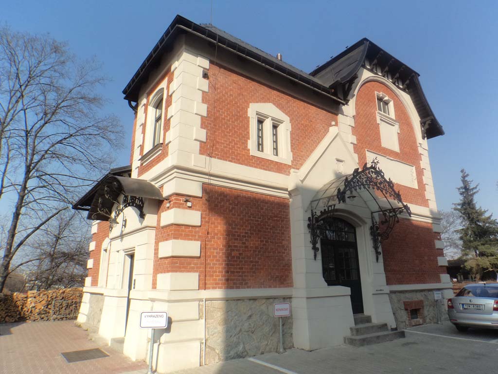 Budova Acistav